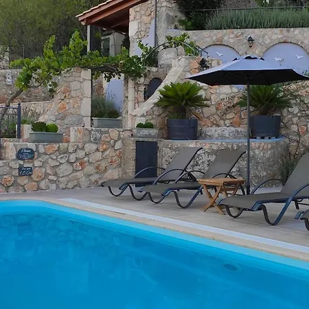 Holiday home Levanta Unique Country *